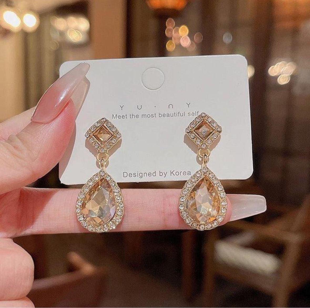 Luxury Teardrops Crystal Dangle Earing